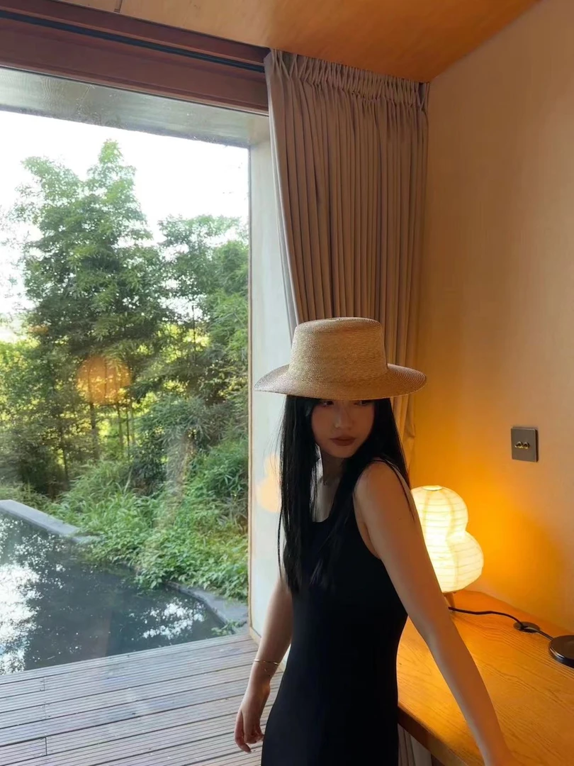 BEAUTY VENA · ins风简约氛围造型感平沿草帽BV3S250