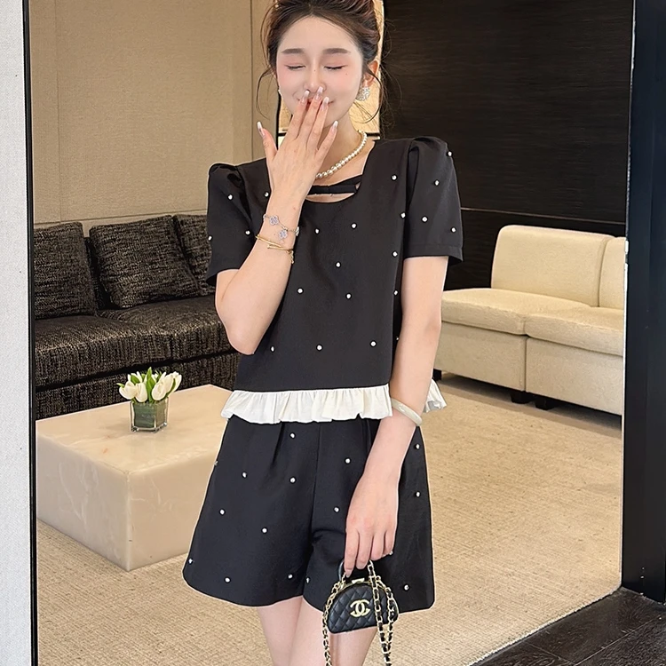 高定欧货重工镶钻小香风短裤套装女2024夏季新款荷叶边上衣两件套