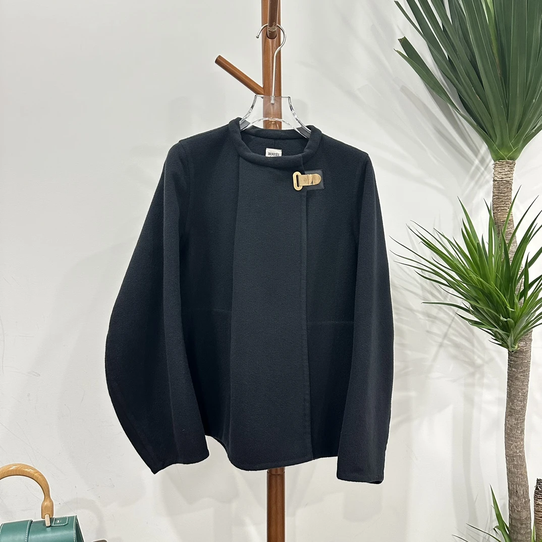 99新  安洁利爱马仕斗篷外套/尺码34/成色以直播间为准/GSS13758