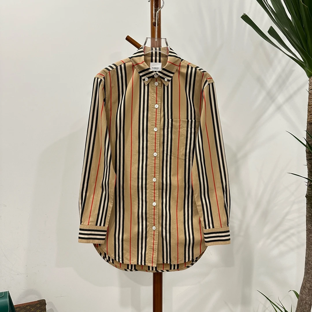 99新 安洁利严选/Burberry衬衫/uk4码/成色直播间为准/GSS17328