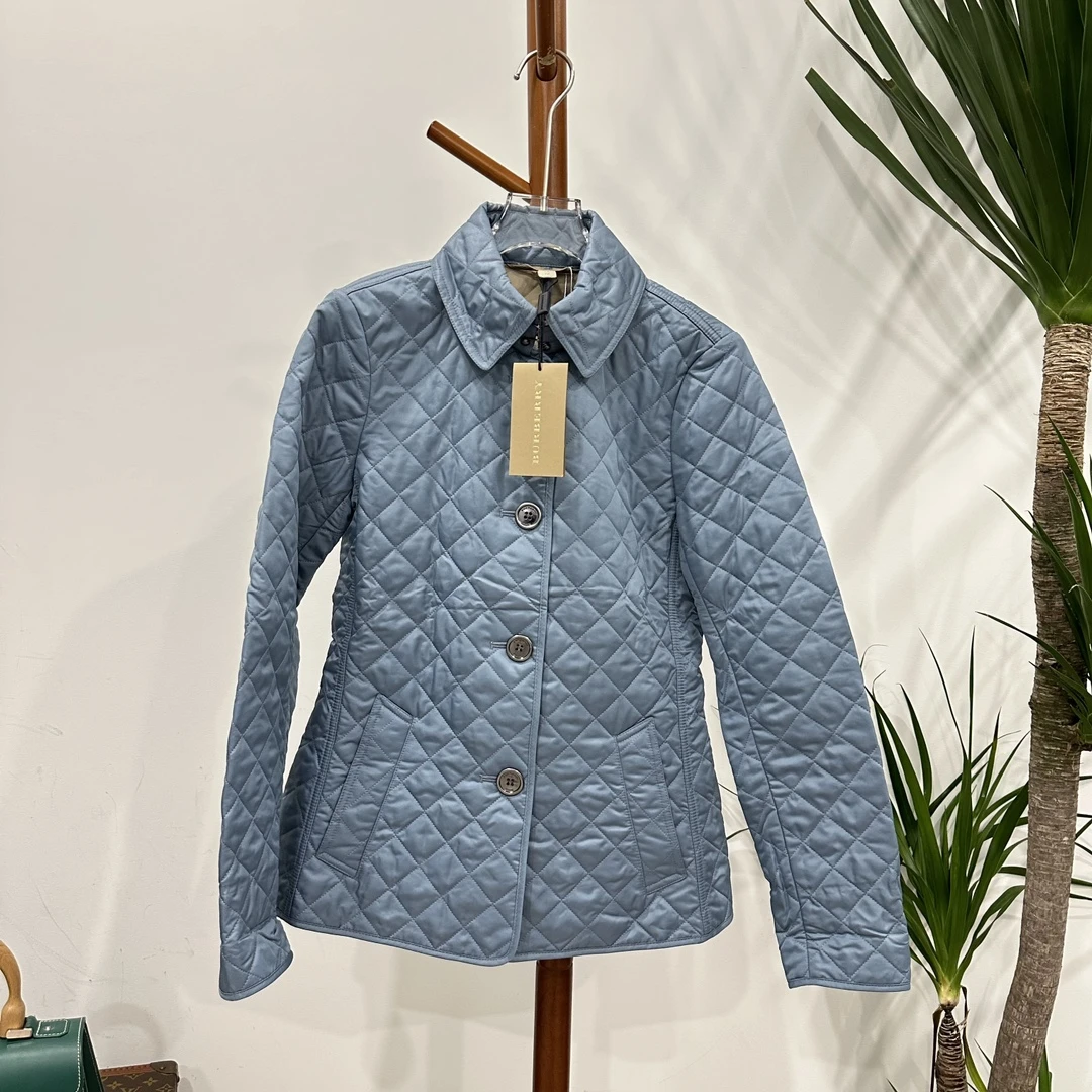 全新未使用  安洁利Burberry棉衣/码XS/成色以直播为准/GSS13531