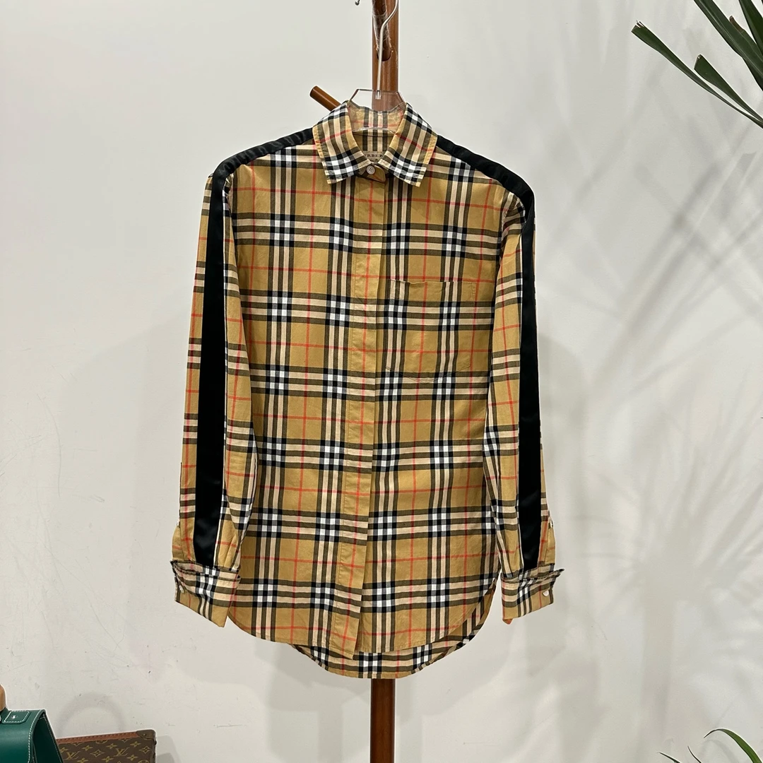 99新  安洁利严选/Burberry衬衫/码uk4成色直播间为准/GSS18371