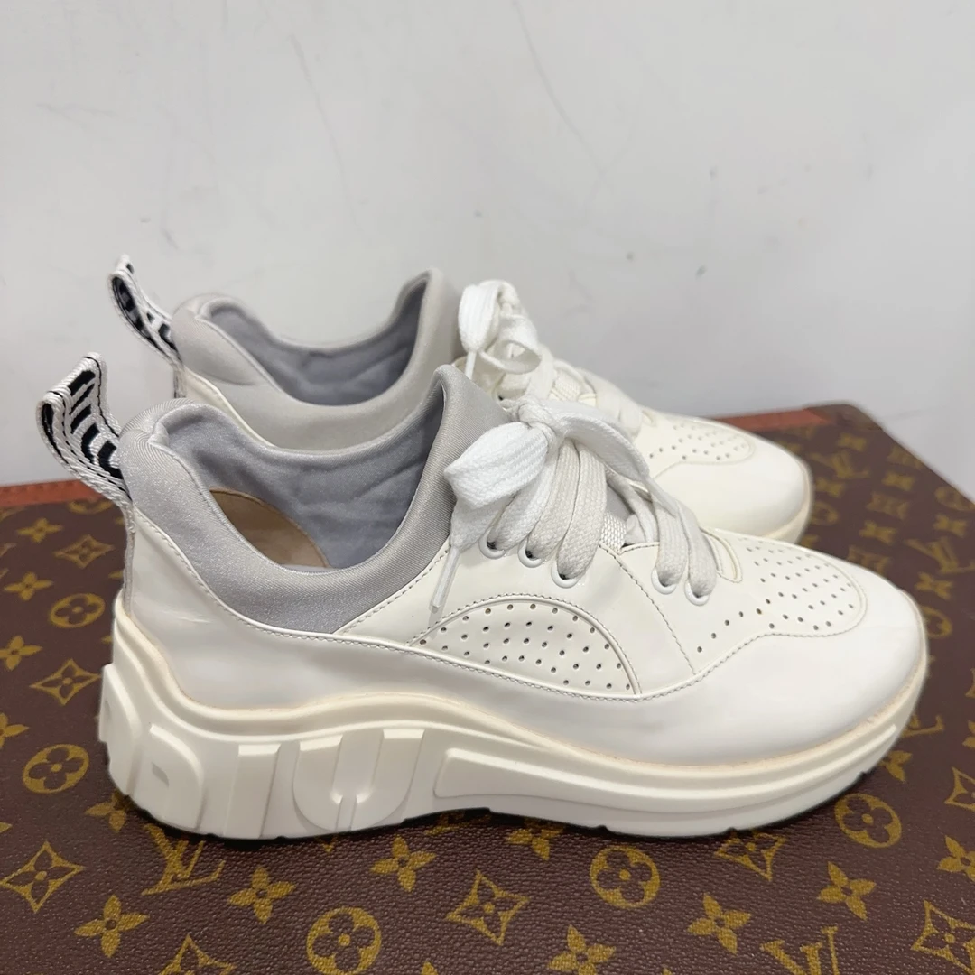 95新  安洁利严选/MiuMiu运动鞋 尺码36成色直播间为准/ GSL2320