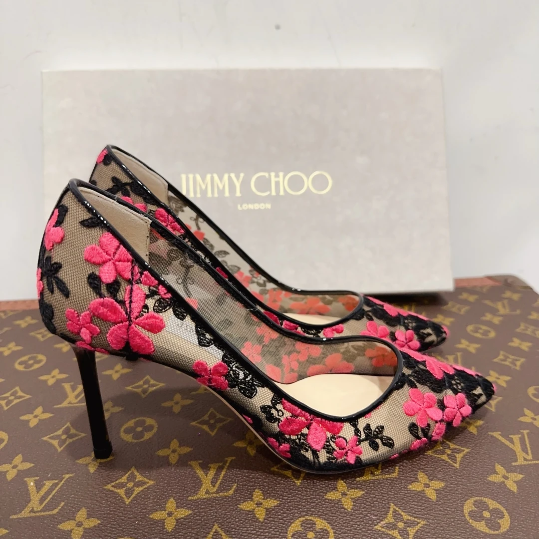 全新未使用 JIMMY CHOO/吉米周 高跟鞋码36成色直播为准GSS20601