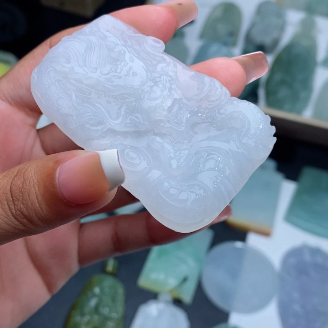【闪购商品】定制翡翠吊坠未镶嵌