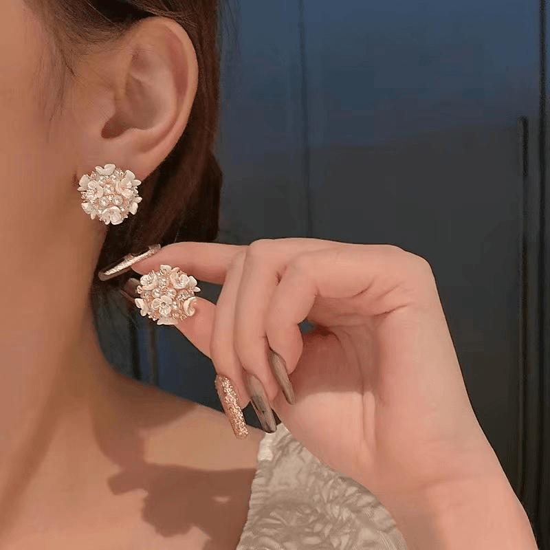 非金属仿珍珠耳饰 2024春季新款气质法式百搭山茶花耳钉饰品RH05