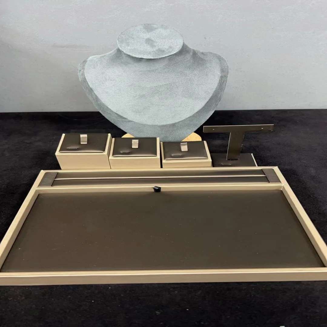 饰品模特 ——M-2012