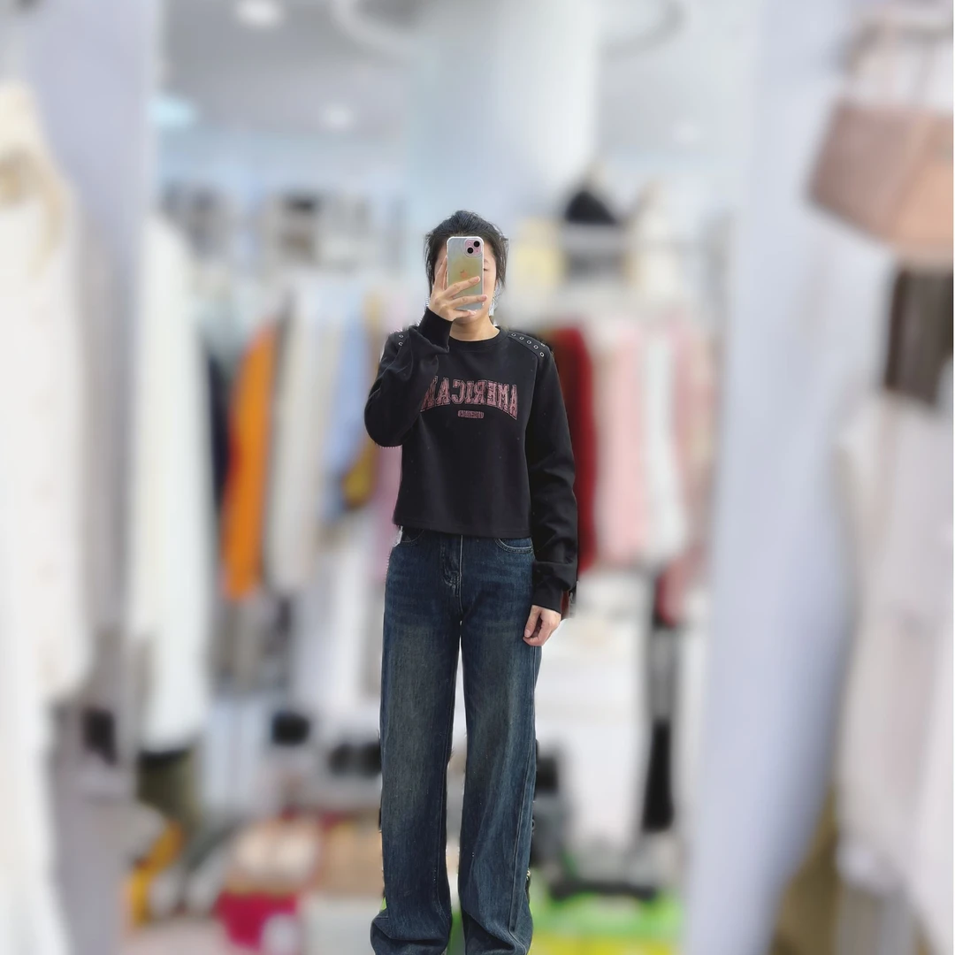 陈娟推荐衣服 短款百搭卫衣