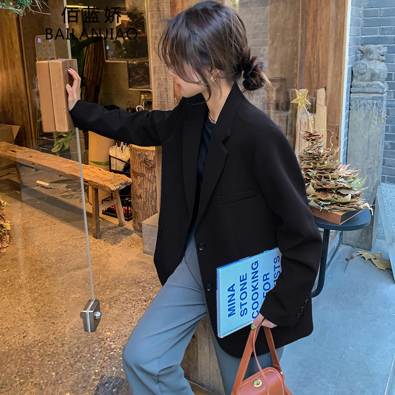 黑色西装外套女春秋2024新款韩版气质高级感通勤廓形宽松小西服