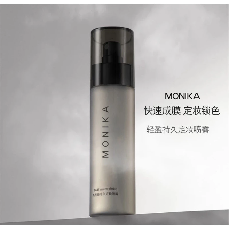 Monika定妆喷雾 爽肤焕活清透水感水润轻盈爽肤新疆包邮