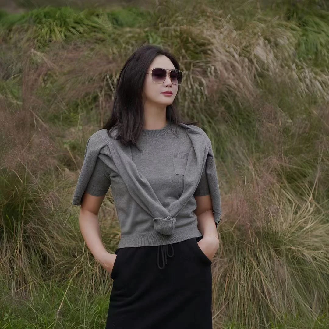 针织羊绒圆领短袖女套头时尚百搭休闲款S716