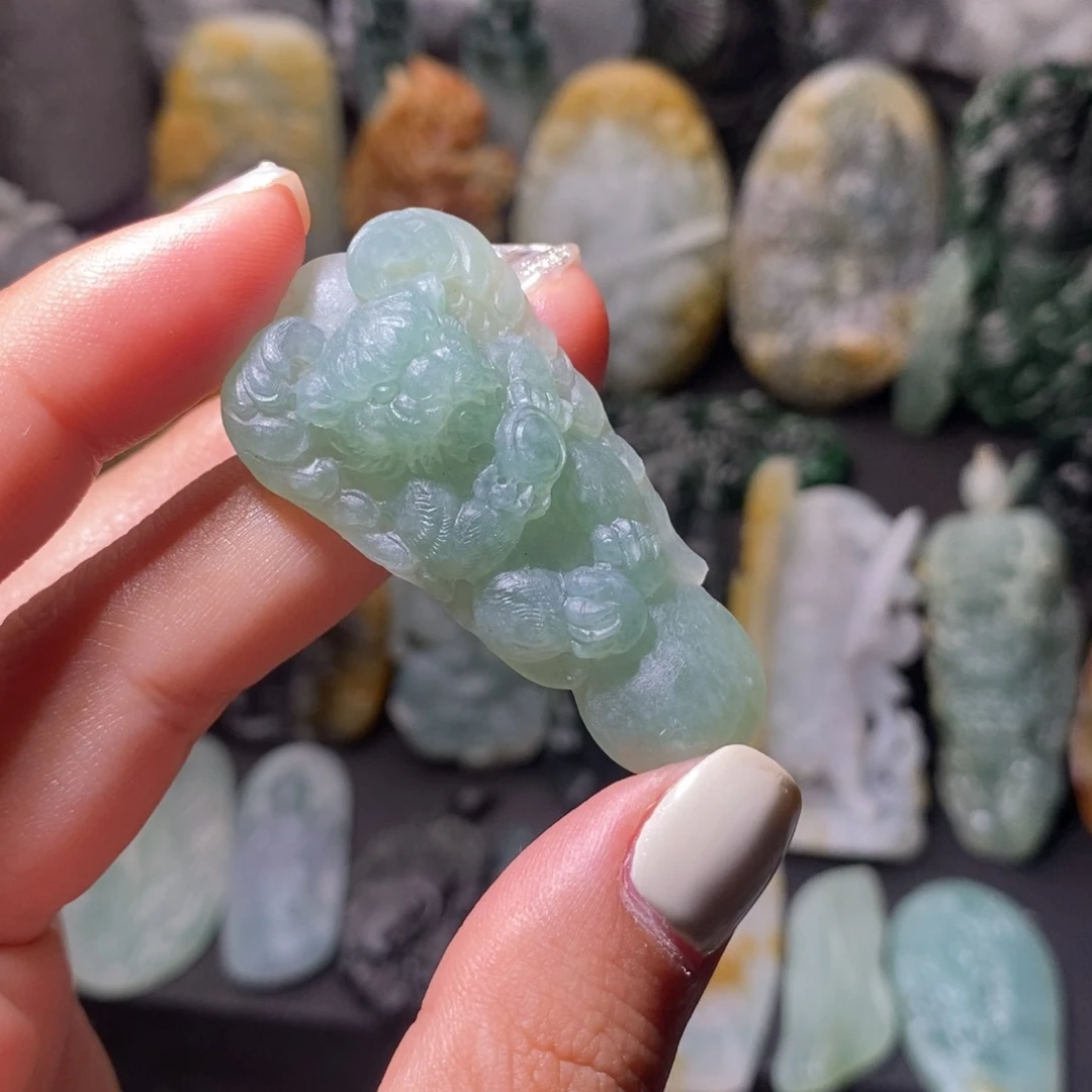 定制翡翠未镶嵌翡翠