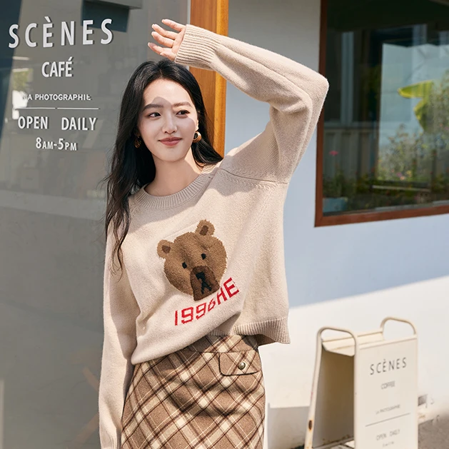 N844203毛衣 香影小熊毛衣女套头2024秋冬新款减龄可爱针织衫
