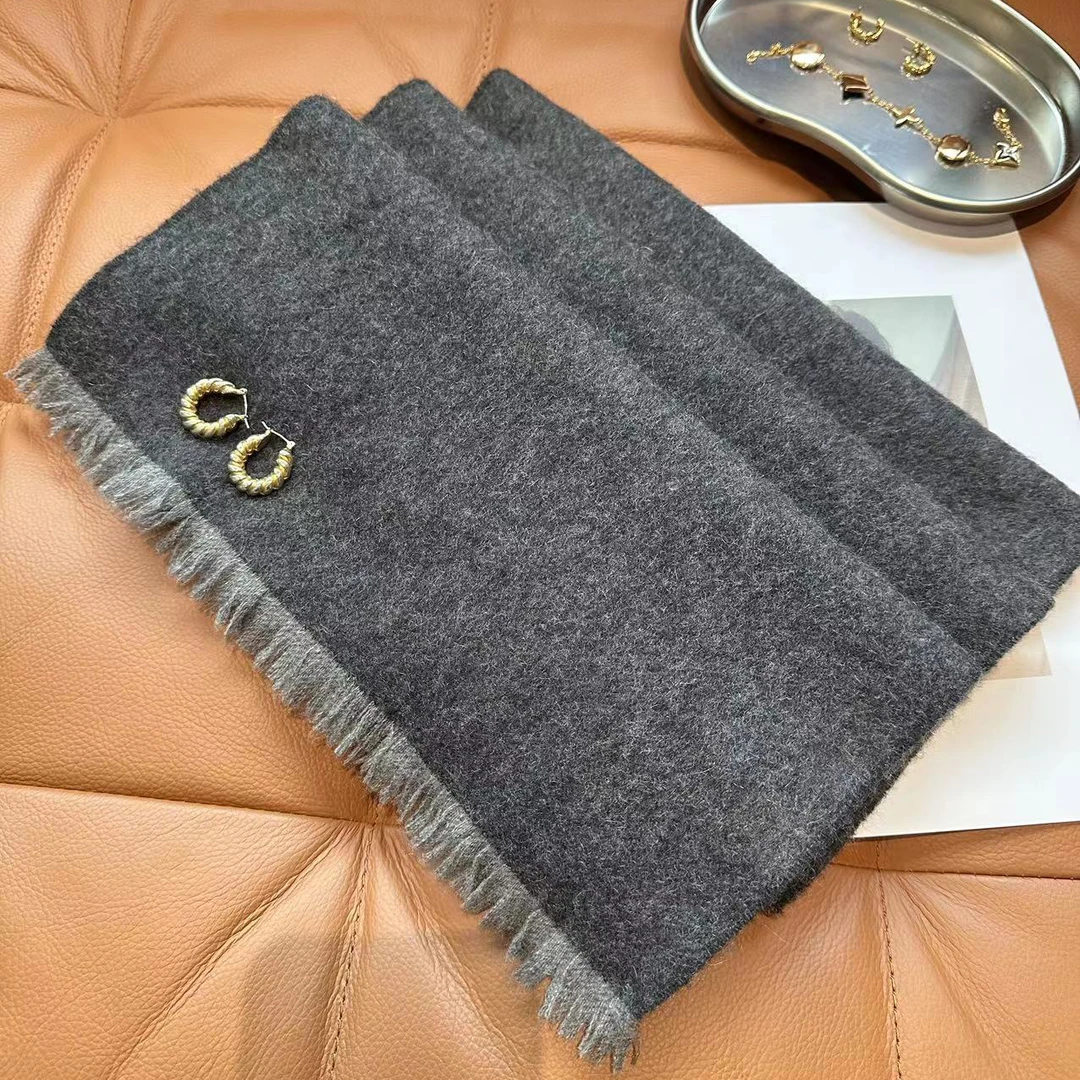 【橱窗自卖】标配 轻奢蓝色百搭长款保暖山羊绒围巾4609pj