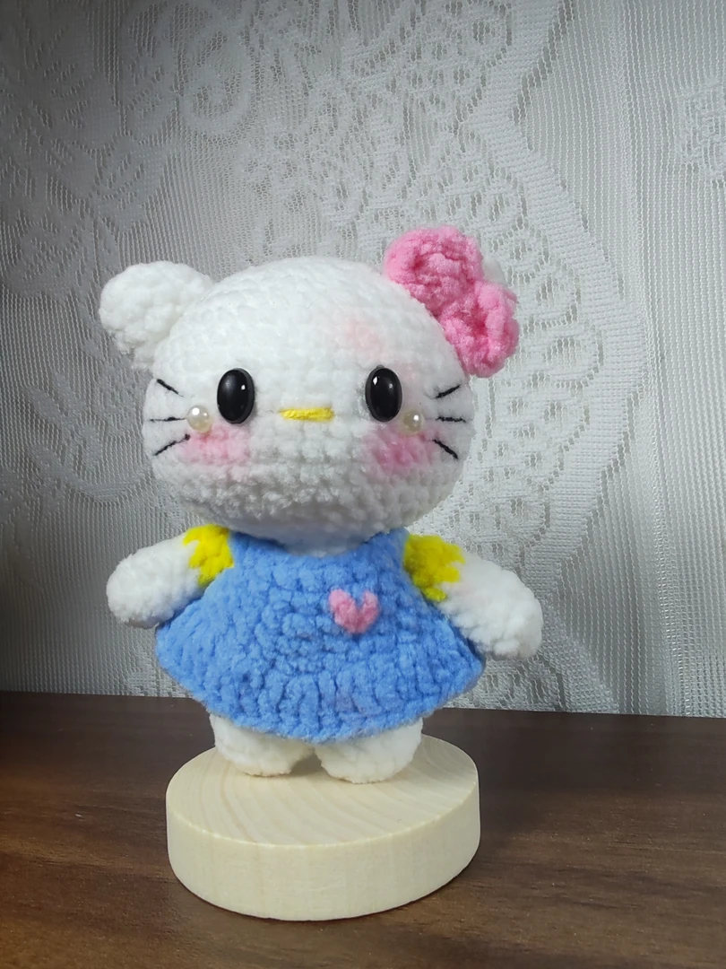 手工钩织创意玩偶、挂件、钥匙扣、发夹、包包（按照直播序号发货）