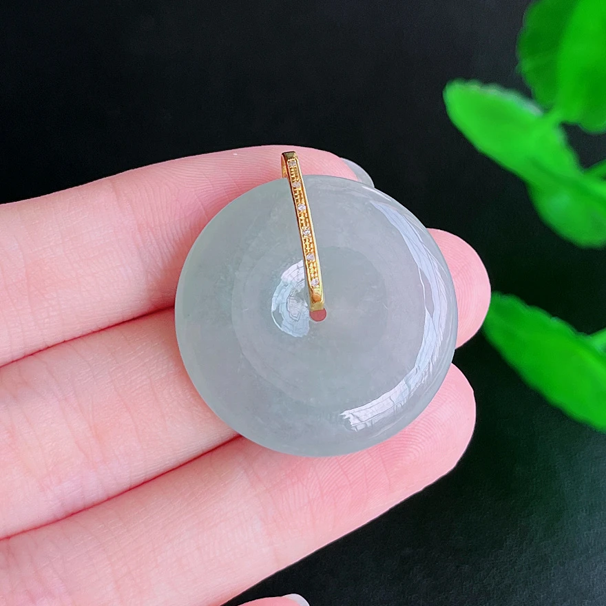 缅甸精美玉器正品天然A货翡翠时尚女士百搭飘绿平安扣吊坠s7