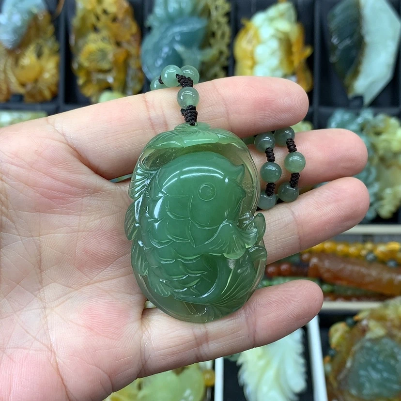 【闪购商品】蛇纹石玉颈饰未镶嵌_****曦