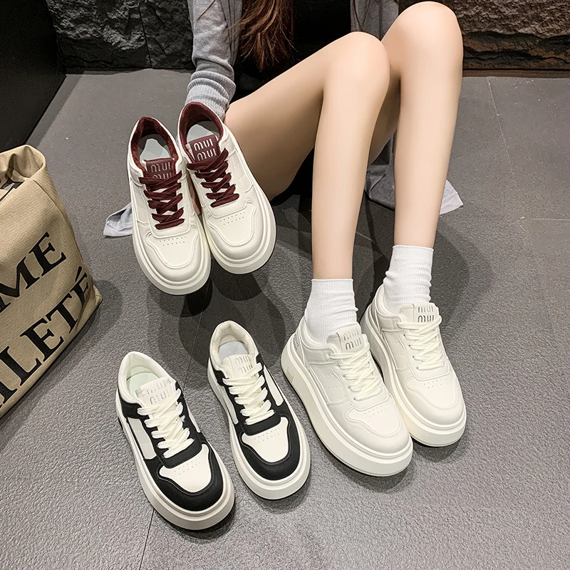 2025新款爆款秋冬网红厚底小白鞋女时尚百搭小个子松糕增高女鞋LQ