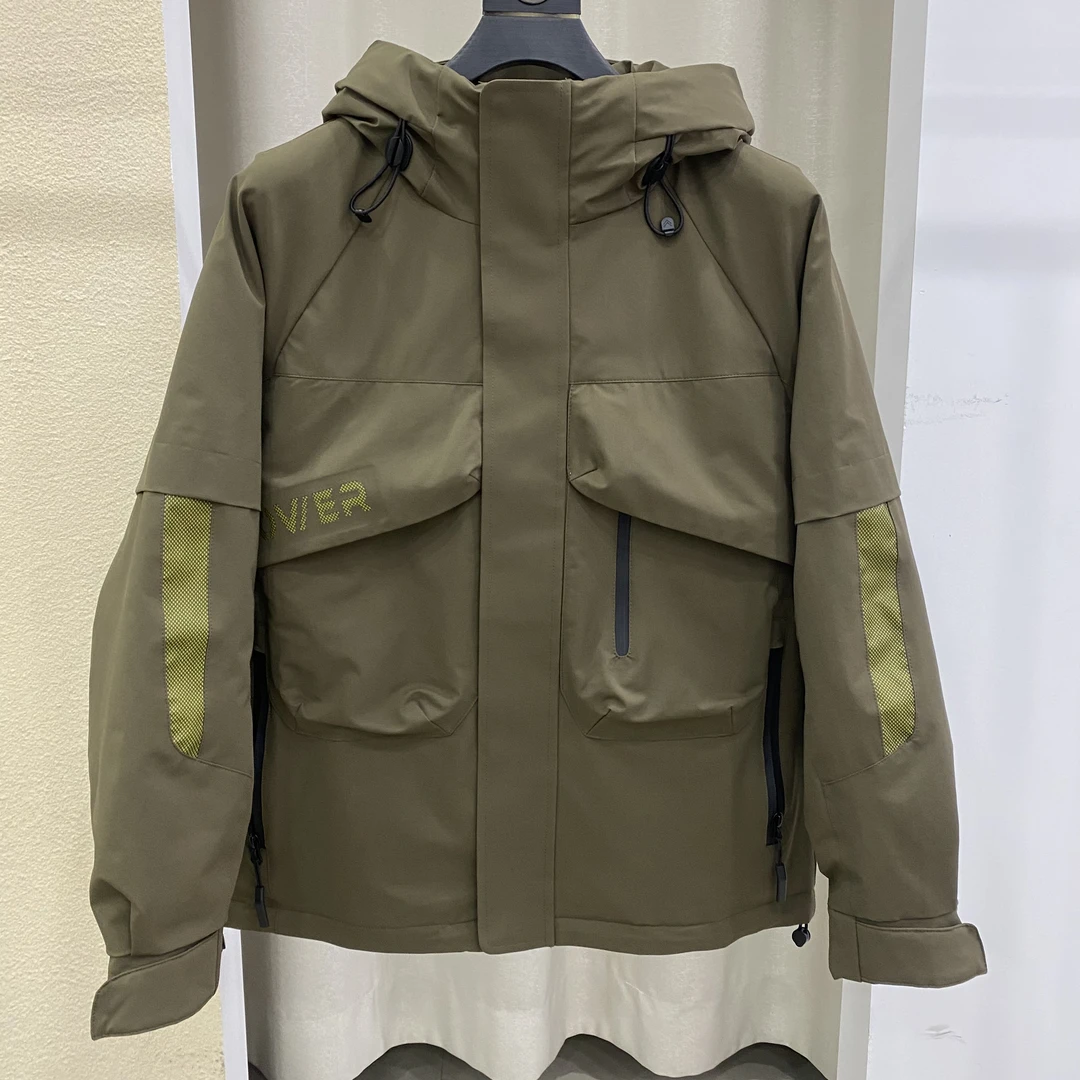 男款90鹅冲锋衣连帽保暖冬防风防水户外旅行休闲时尚百搭 8828