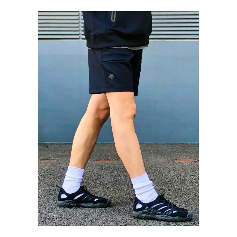 DESCENTE/迪桑特男款运动休闲舒适透气弹力百搭时尚短裤VGD90
