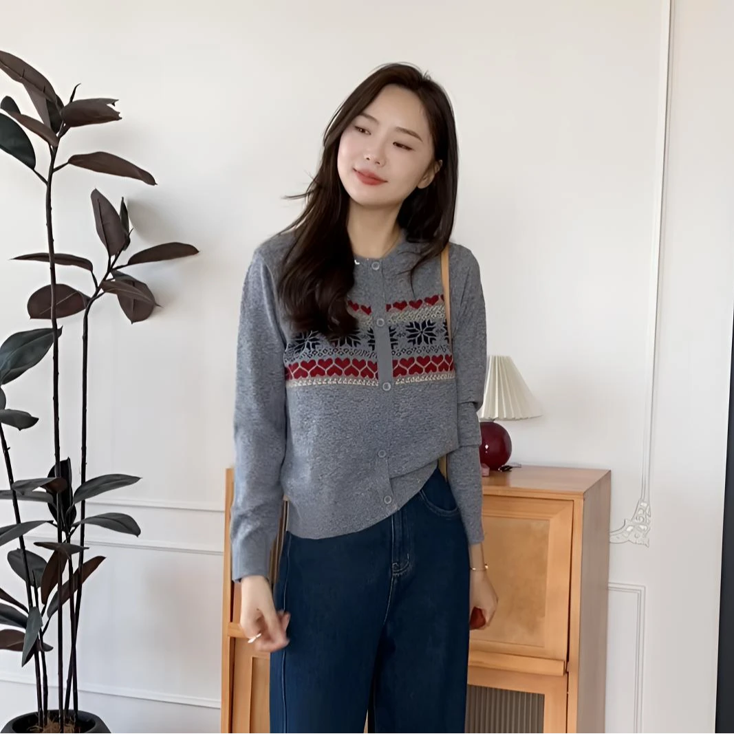 【YHH】秋季简约圆领爱心图案针织衫-YHW4834
