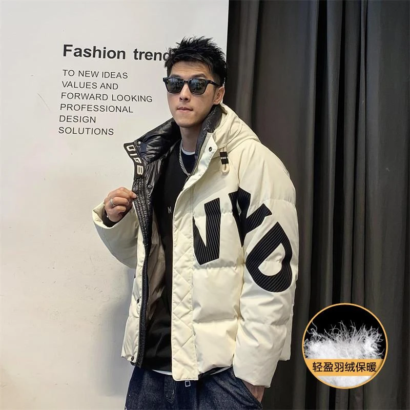 波司登痞帅字母印花羽绒服男短款衣服加厚保暖冬季新款潮牌连帽情