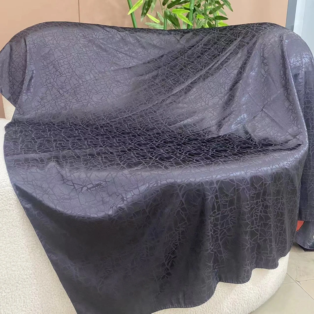 【 黑咖龟裂纹】140*140香云重磅龟裂纹爆款国风提花高端百搭丝巾