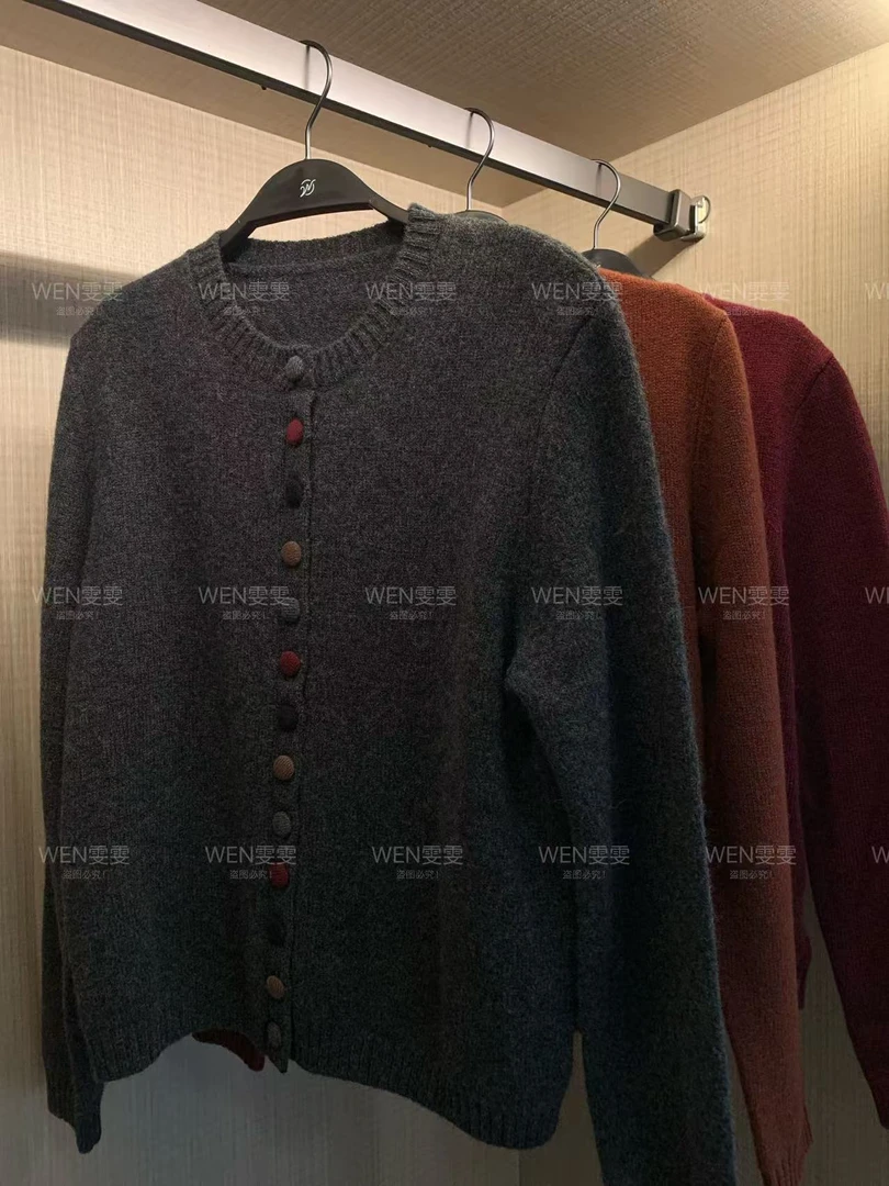 【WEN轻奢】2024冬季新款100羊毛长袖针织彩扣毛衣WWM0218