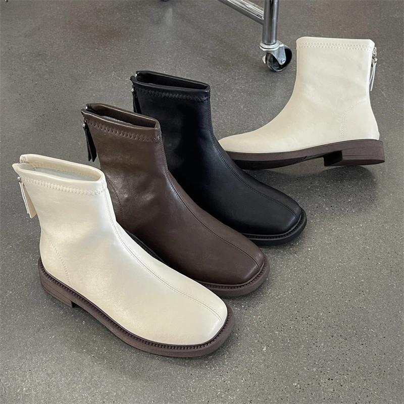 C KAISER/凯撒纯色短靴女秋冬时尚方头马丁靴KS5092