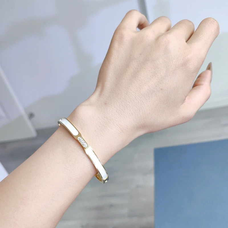铜合金手镯 轻奢气质百搭手镯388