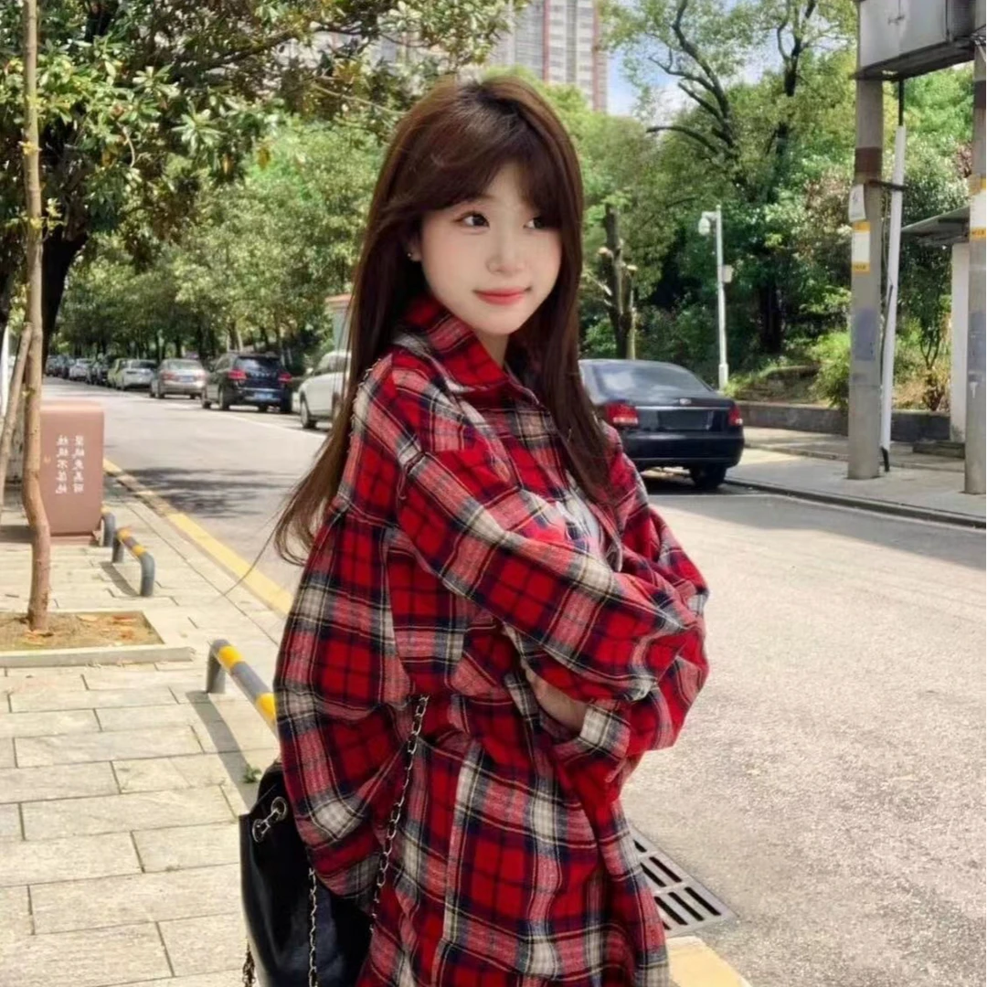 美式时尚复古红色刺绣格子衬衫女春秋宽松长袖衬衣显瘦百搭外套