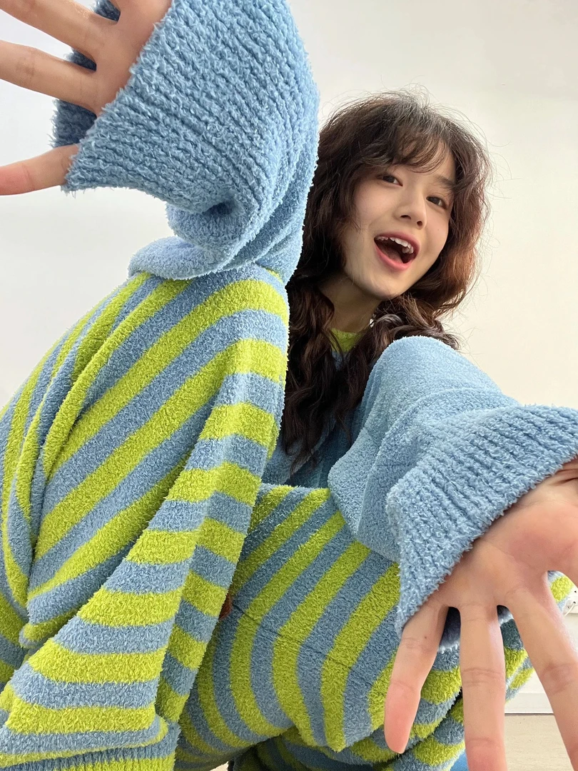 韩版条纹半边绒睡衣2025新款网红高级加厚毛绒针织家居服套装外穿