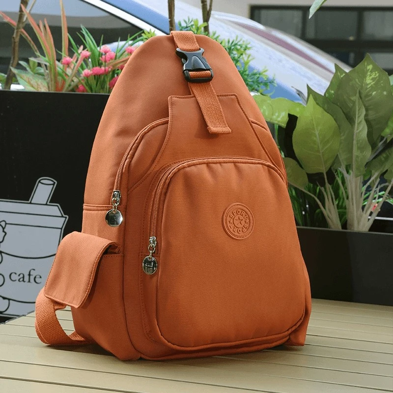 2025新款多功能胸包女休闲网红大容量单肩斜跨时尚百搭双肩包D149