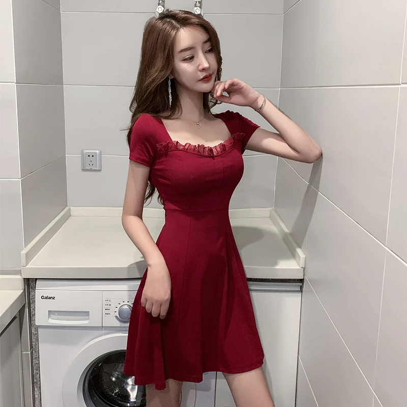 赫本风方领高腰A字裙性感连衣裙收腰显瘦修身小个子红色裙子女夏