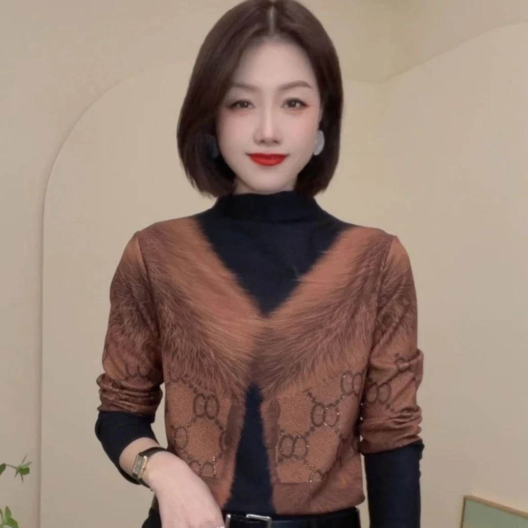 新款长袖T恤上衣秋冬百搭设计感洋气减龄女士打底衫休闲显瘦小衫