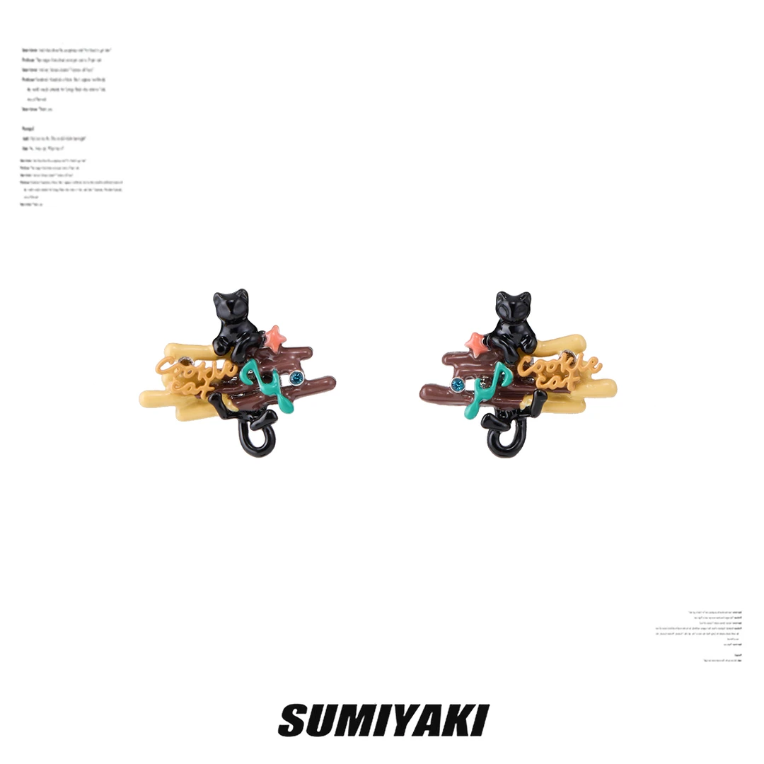 铜合金合成锆石耳饰 SUMIYAKI 周年限定 巧克力棒猫咪耳环