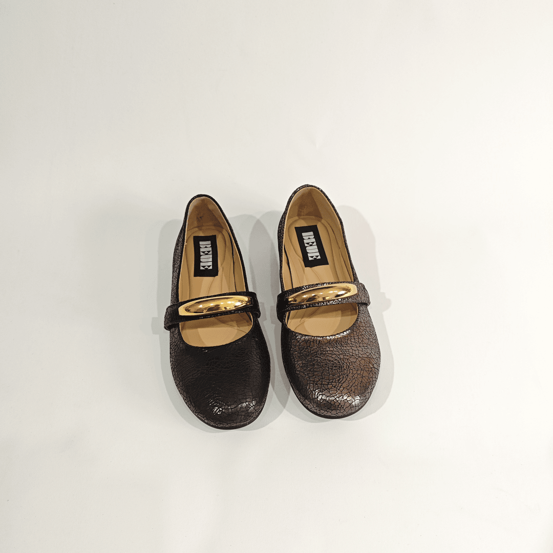 【尤莱特】法式玛丽珍爆裂复古一字金属扣真皮平跟女鞋 4367