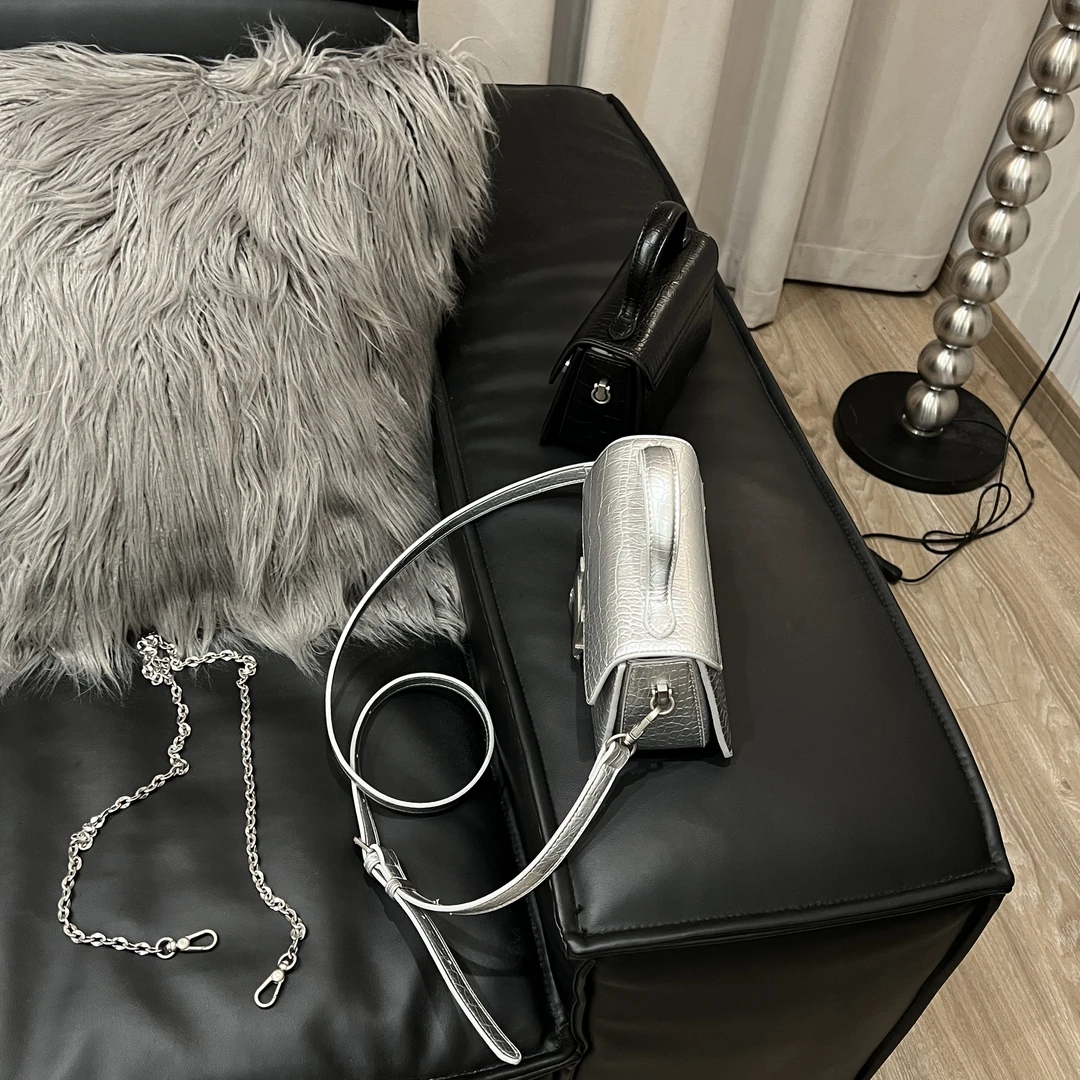 伟丽店2075 精致（H扣）手提小方包潮流韩版女士斜跨