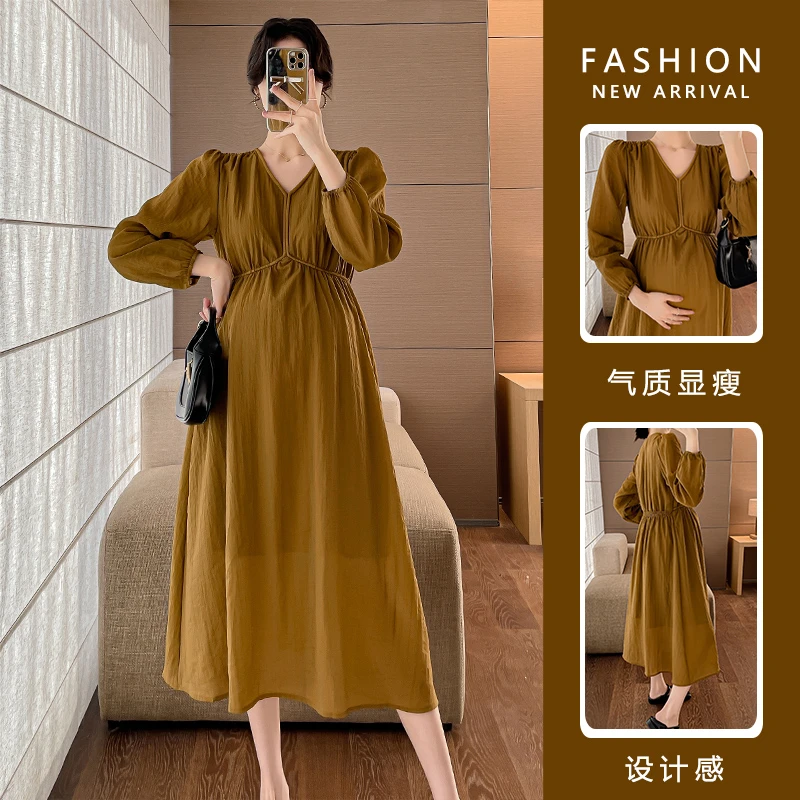 孕妇连衣裙2024秋季新款时尚韩版显瘦温柔V领中长款网红淑女裙