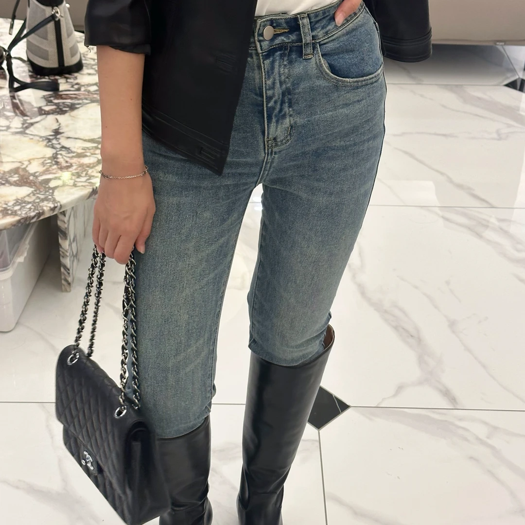 DIDI LAUREN“信笺”气质百搭复古感烟管九分牛仔裤