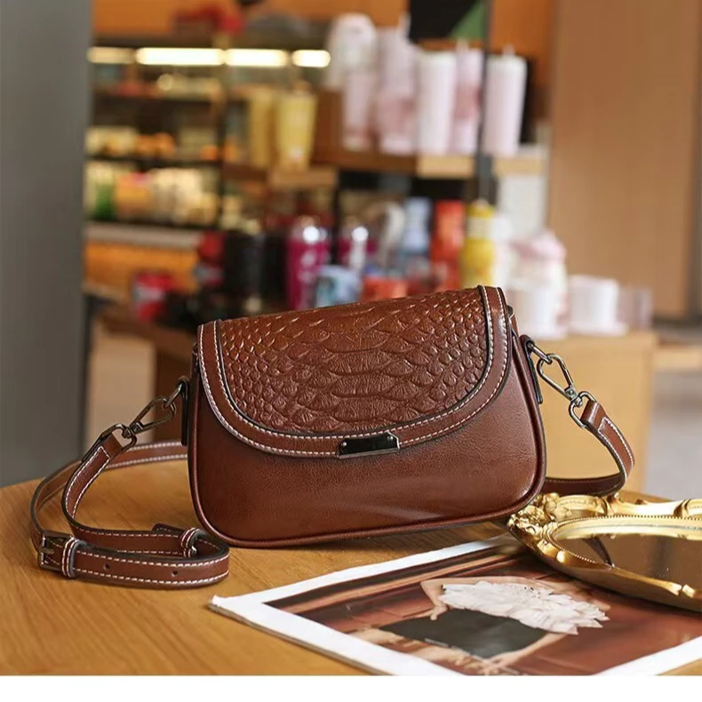 真皮小方包女款鳄鱼纹牛皮女包复古高级感单肩斜挎小包包 6287