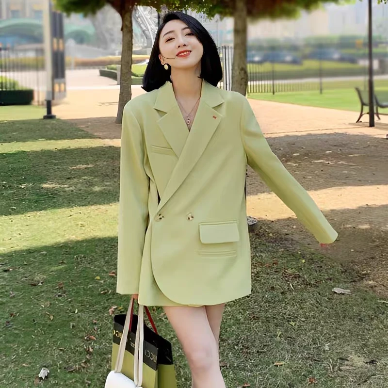 2024网红时髦西装休闲独特个性西装女款绿色炸街高贵上档次外套