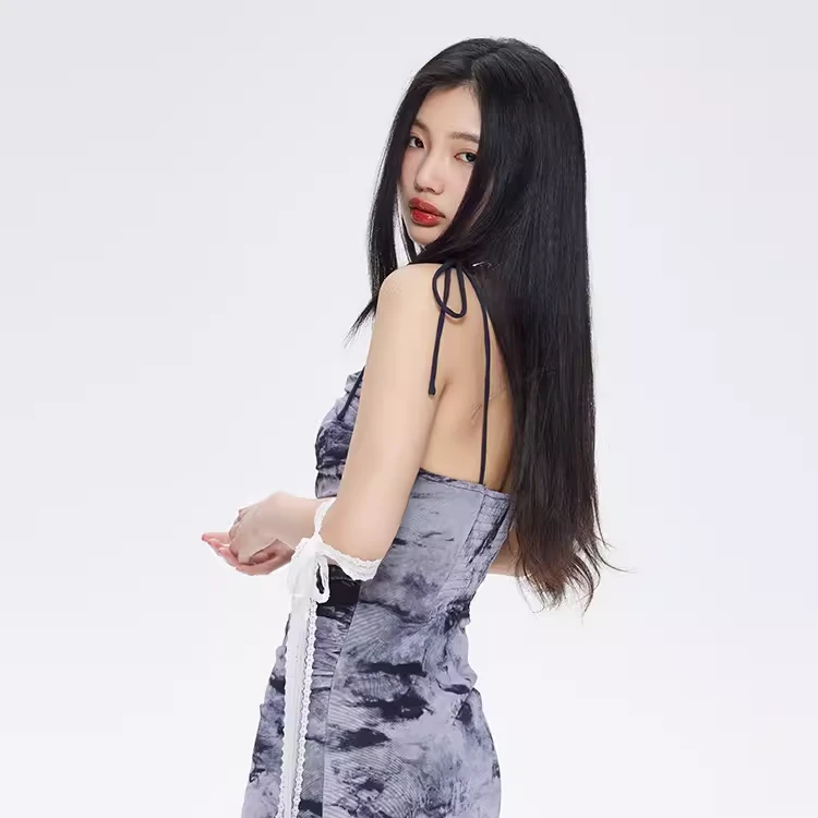 礼物商店 扎染灰色网纱吊带直桶吊带连衣裙