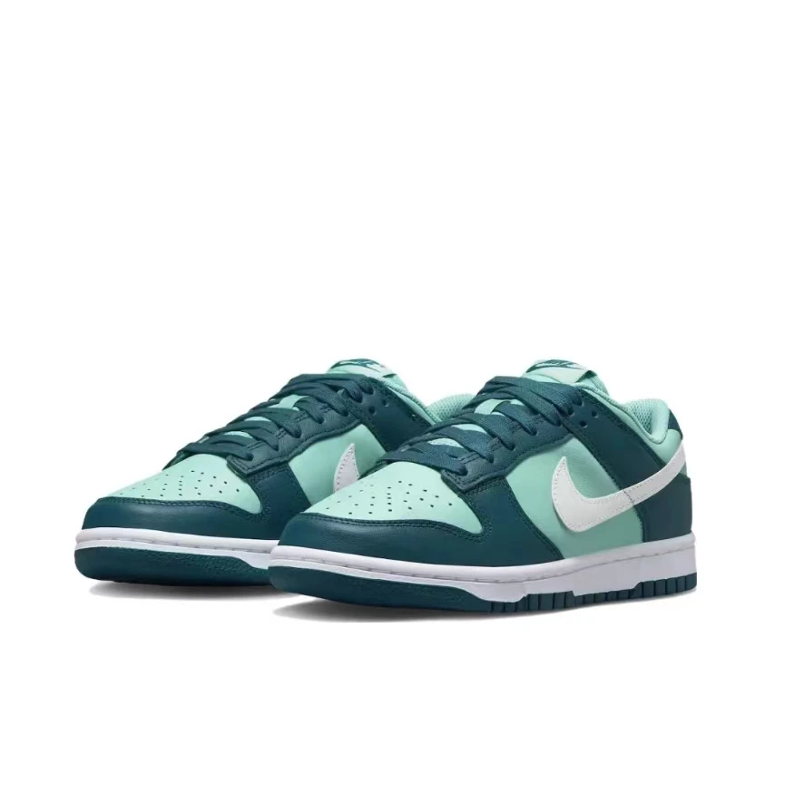 Nike/耐克DUNK LOW 女子低帮运动休闲鞋 DD1503-301