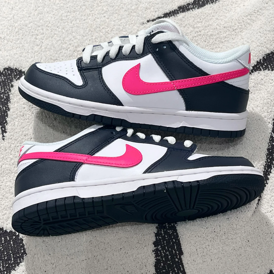 Nike/耐克/女子DUNK LOW 白黑粉休闲板鞋FB9109-401