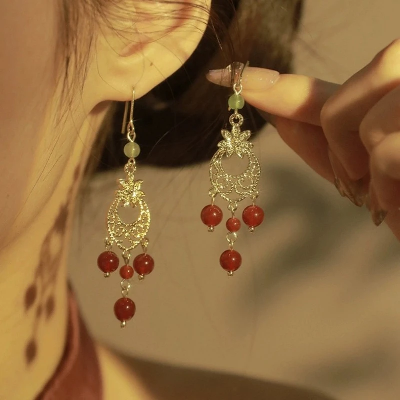 合金耳饰 新中式小众独特仿流苏耳环轻奢高级感耳坠国风马面裙