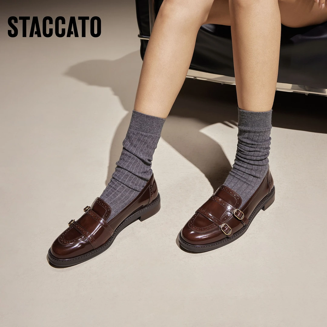 思加图2025秋季新款欧若风雅丹风圆舞曲爵士乐福鞋单鞋女EYN02CA5