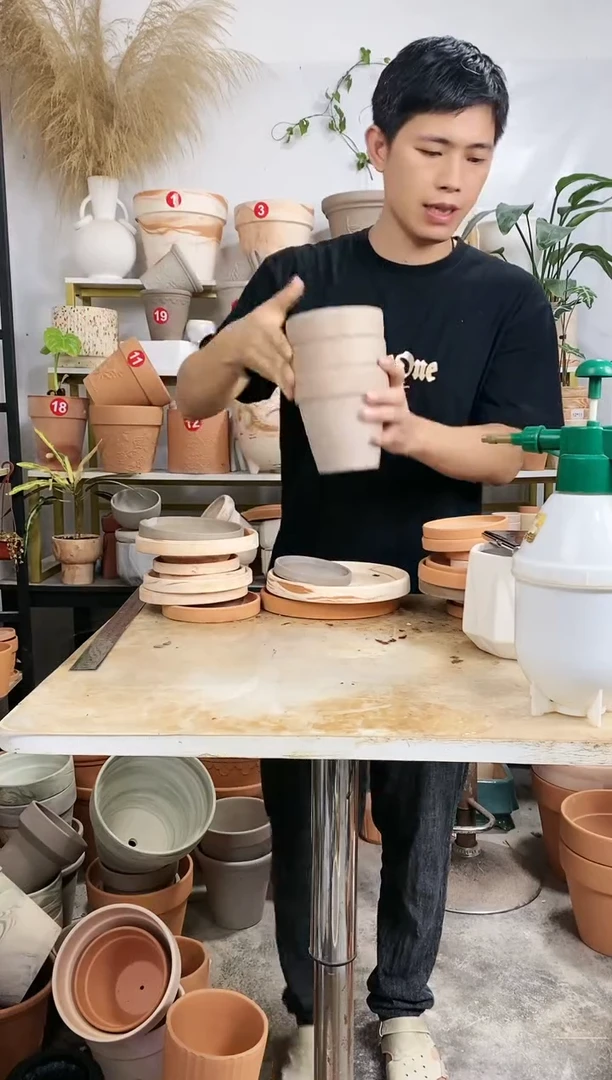 【闪购商品】红陶20CM以下瑕疵无售后13*13灰陶 3盆无托