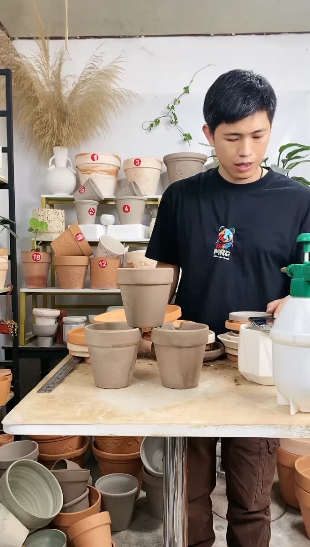 【闪购商品】红陶20CM以下瑕疵无售后13*13灰陶 3盆无托