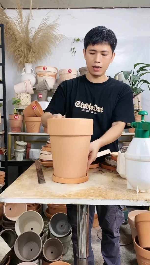 【闪购商品】红陶20CM以下20.5*26红陶反比例 1盆1托
